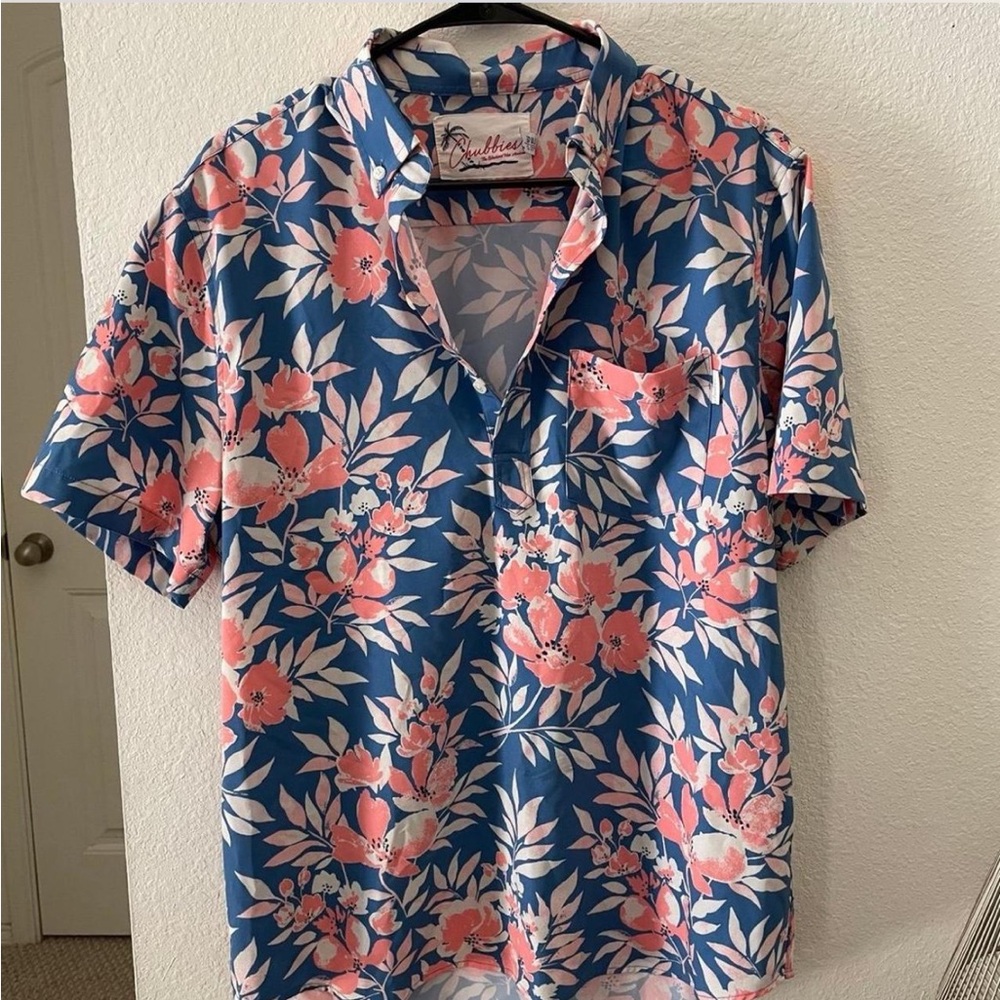 Chubbies 3/4 pullover shirt
